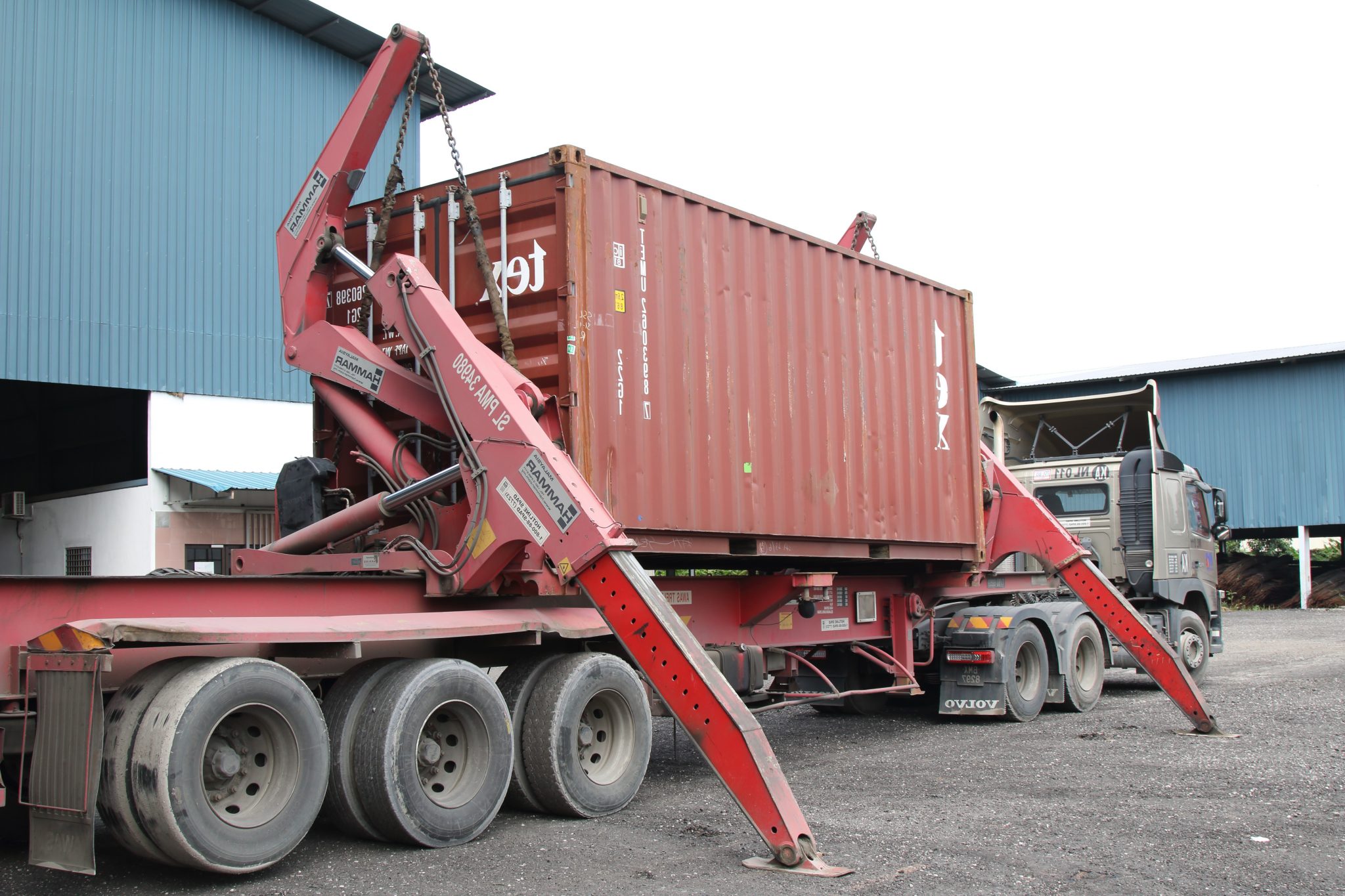 Container Loader Transporter Full Container Transport for Shipping & Freight